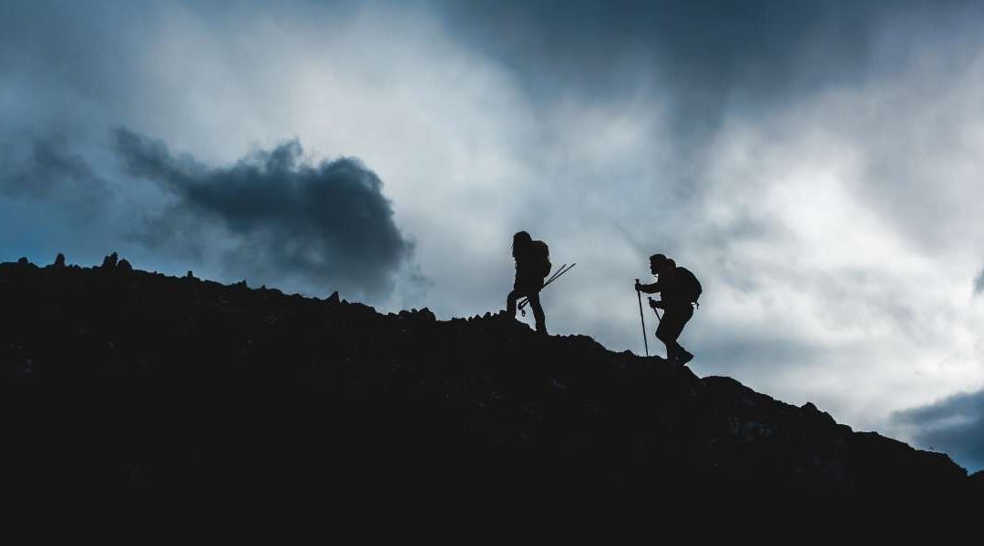 Astuces récupération montagne : Reprenez des forces après l’effort en altitude
