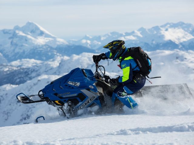 Avis Arctic Cat motoneige tout-terrain : performance et rappels