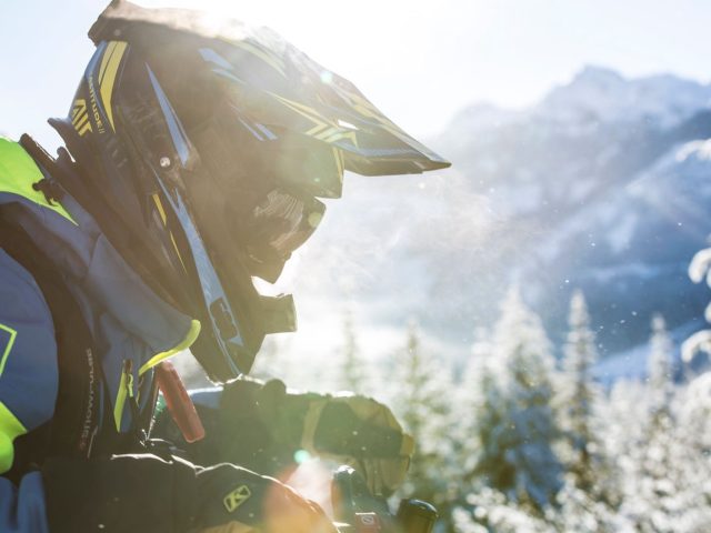 Checklist et préparation pour une randonnée motoneige hivernale