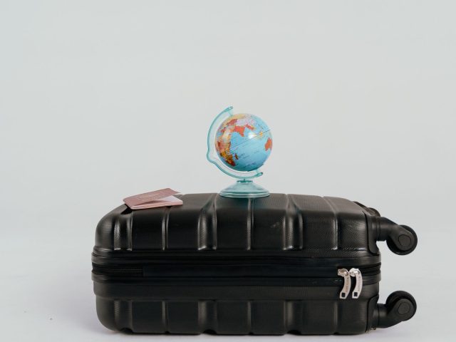 Comparatif des assurances ski d&rsquo;AXA pour grands voyages